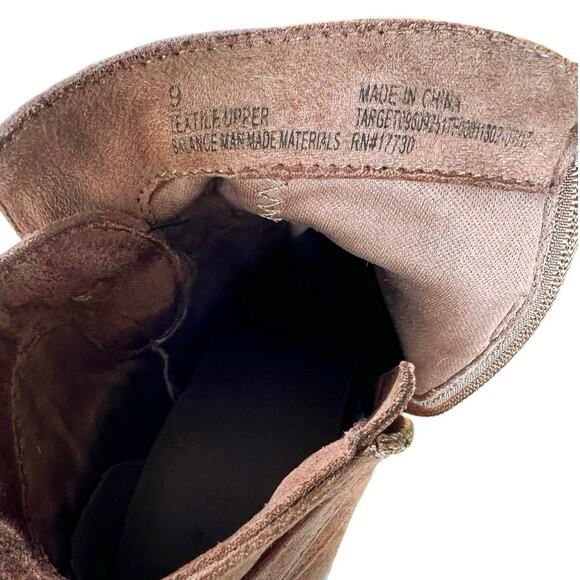 Merona Ankle Boots Women 9 Faux Suede Shoes Taupe Tan Heel Side Zip Neutral Chic - Picture 7 of 15